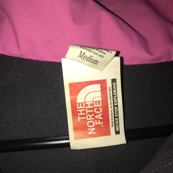 PINK HODDED NORTHFACE JACKET - Picture 5 of 5